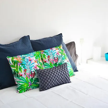 Sleeping With The Whisper Of The Waves Appartement